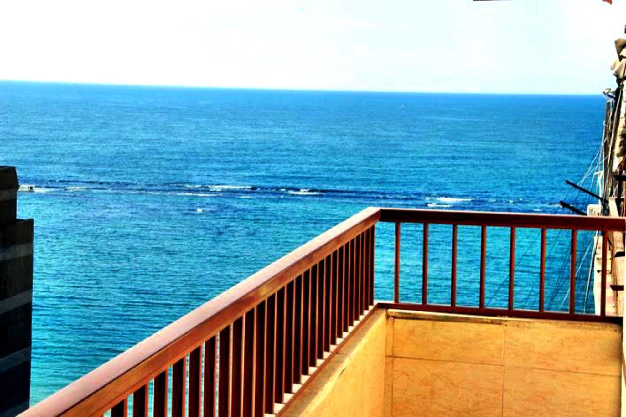 Aparthotel Mediterranean 2*